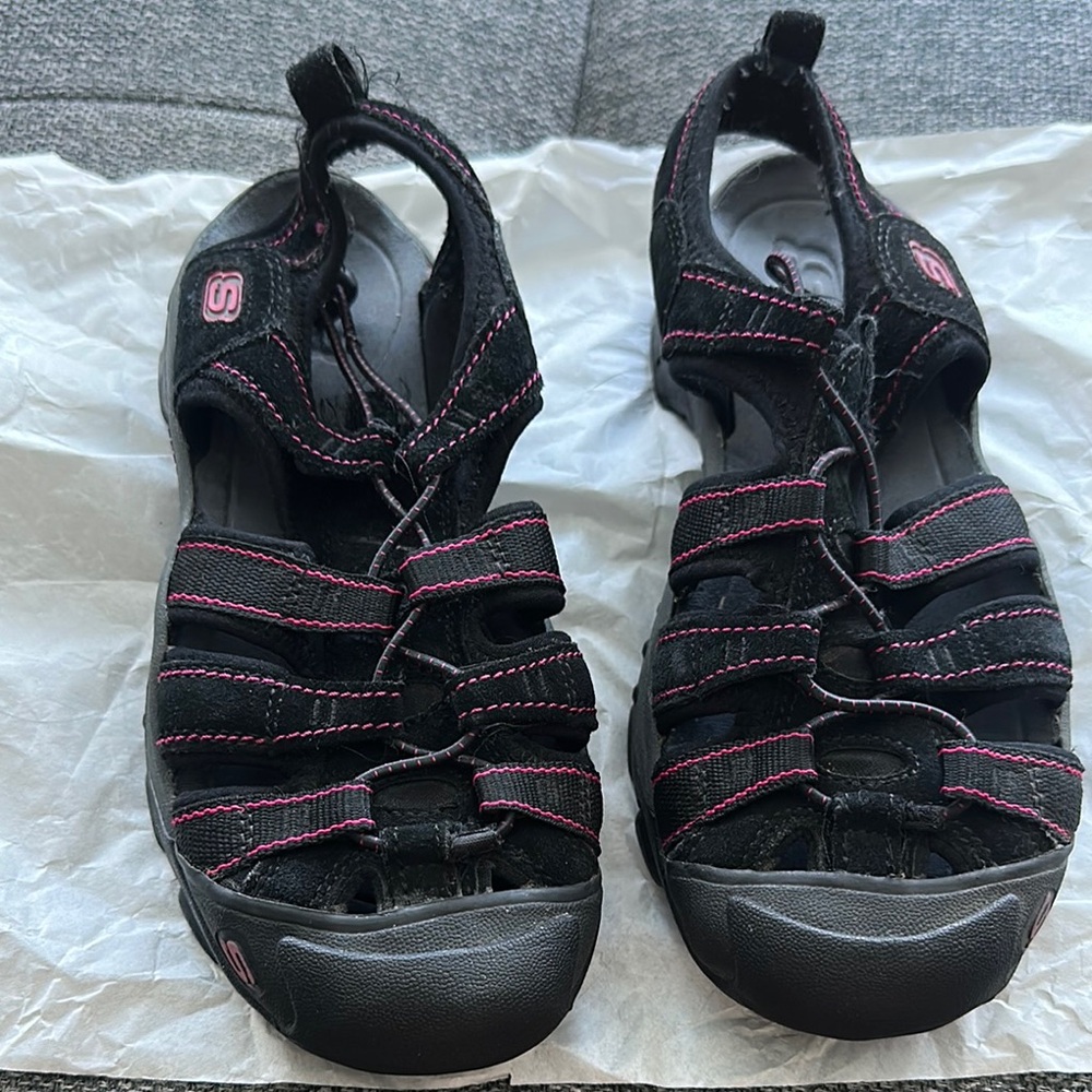 Skechers Women's Black Sandals with Pink Stitching